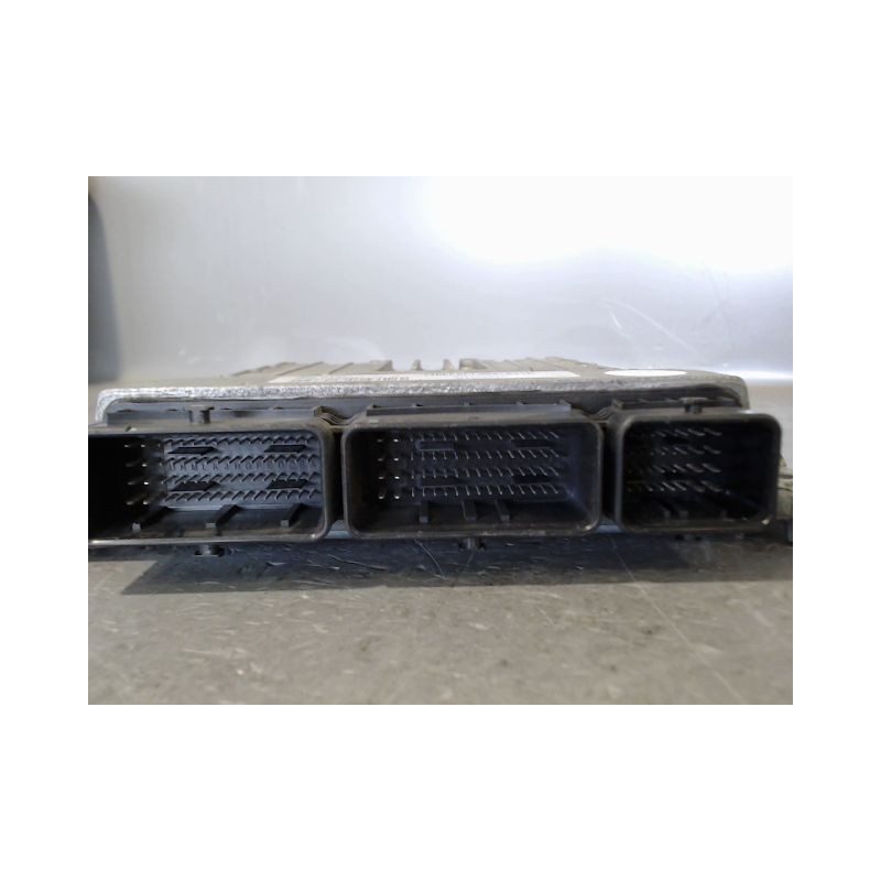 CALCULATEUR MOTEUR RENAULT MEGANE III ESTATE 09-
