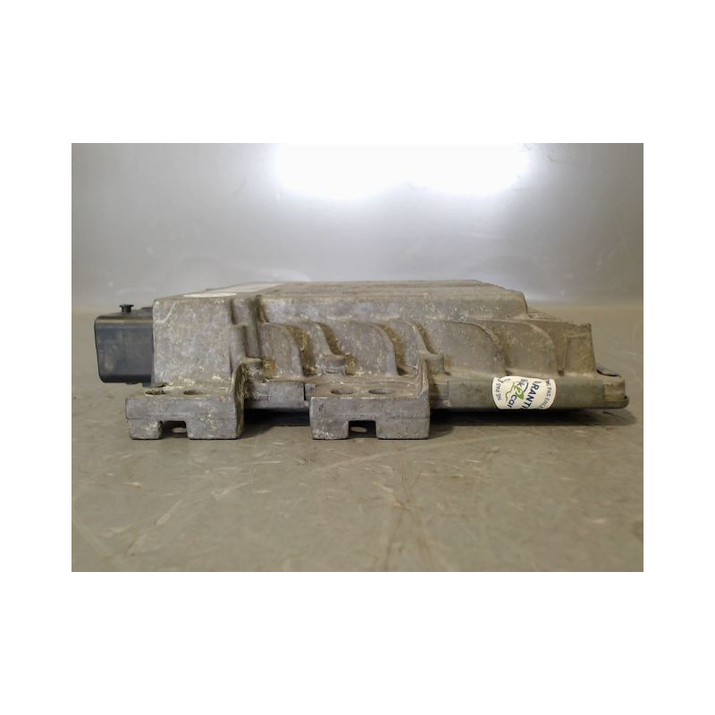 CALCULATEUR MOTEUR RENAULT MEGANE III ESTATE 09-