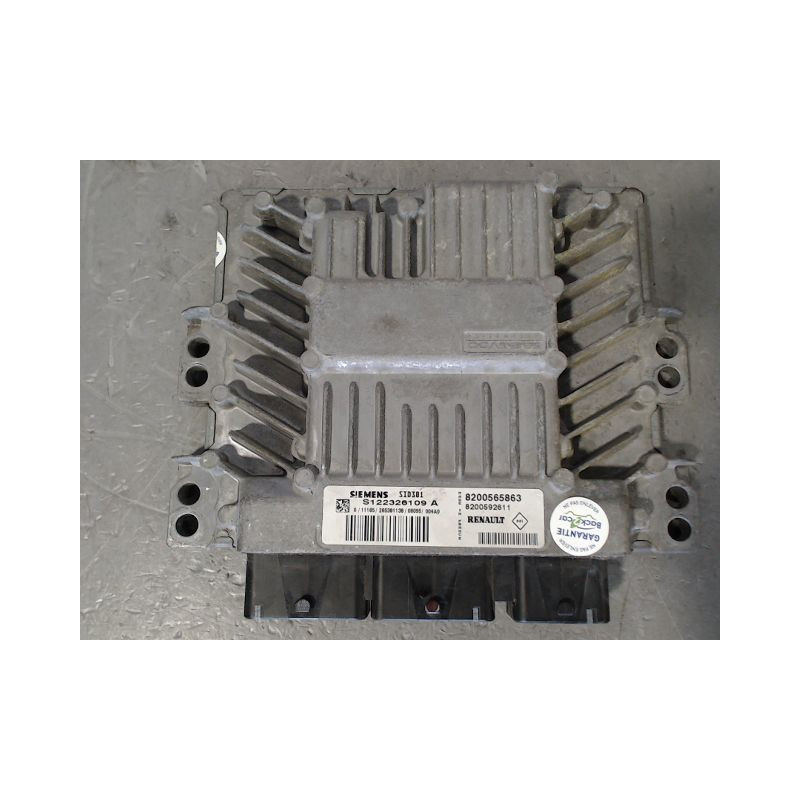 CALCULATEUR MOTEUR RENAULT MEGANE