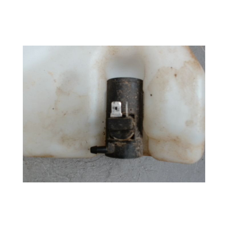 RESERVOIR LAVE-GLACE AVANT AIXAM S10