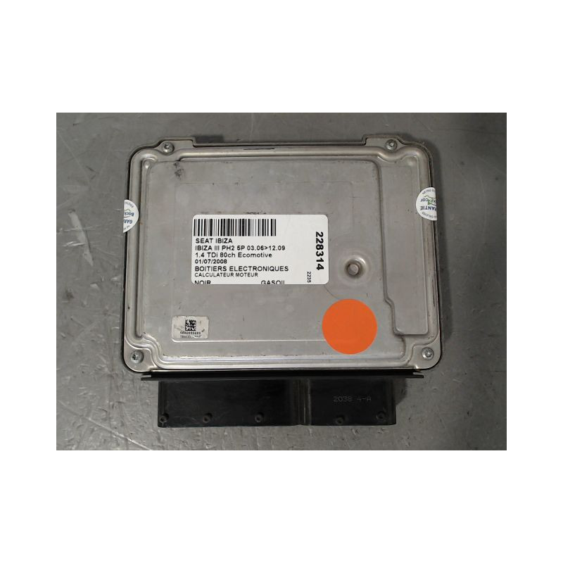 CALCULATEUR MOTEUR SEAT IBIZA III PH2 06-09
