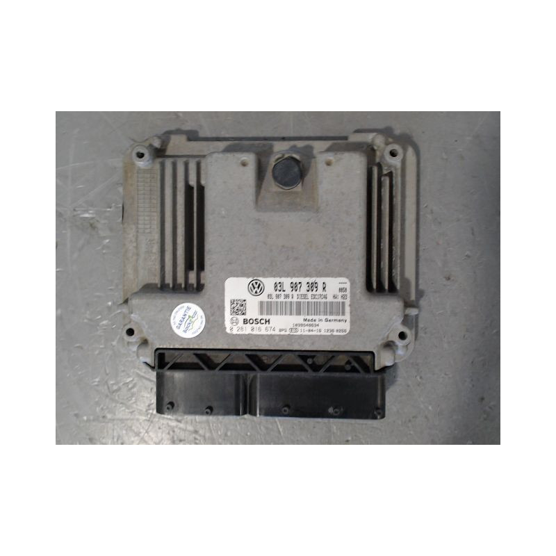 CALCULATEUR MOTEUR VOLKSWAGEN GOLF