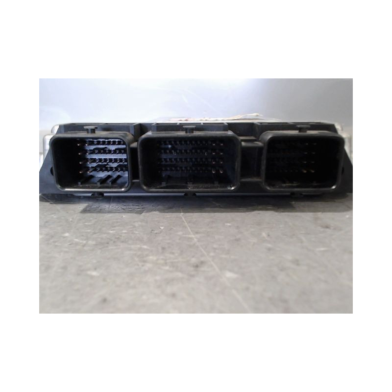 CALCULATEUR MOTEUR VOLVO V50