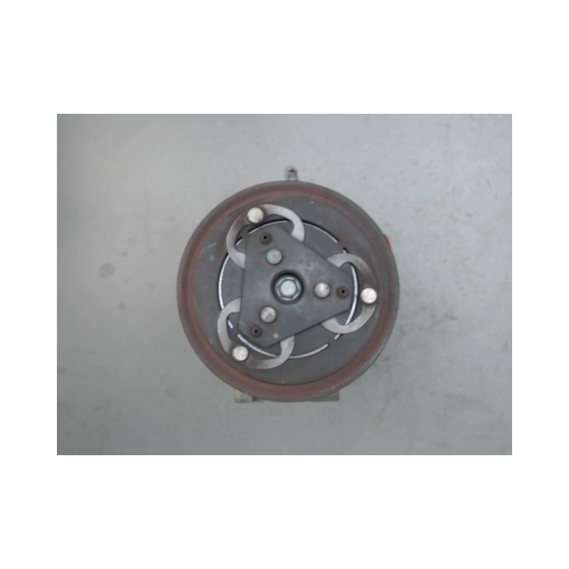 COMPRESSEUR AIR CONDITIONNE MITSUBISHI SPACESTAR