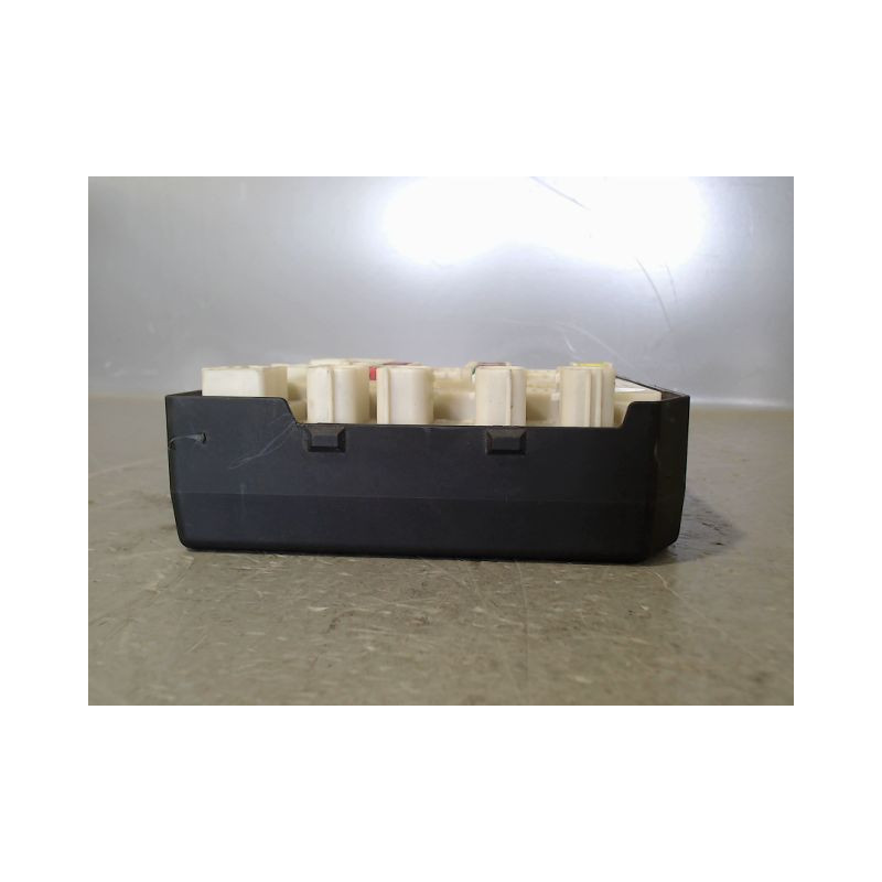 BOITE A FUSIBLES RENAULT LAGUNA