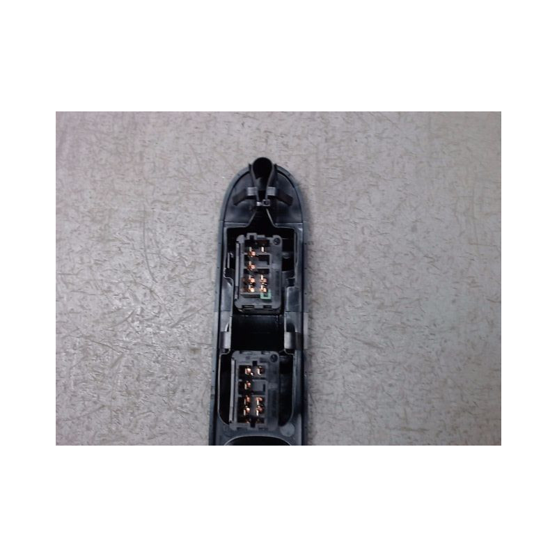 COMMANDE LEVE-GLACE PORTE AVG PEUGEOT 307 2001-2005