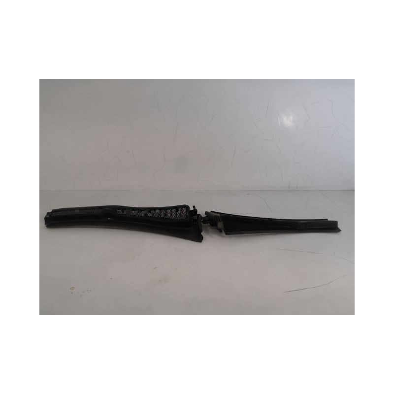 BAIE PARE BRISE PEUGEOT 208