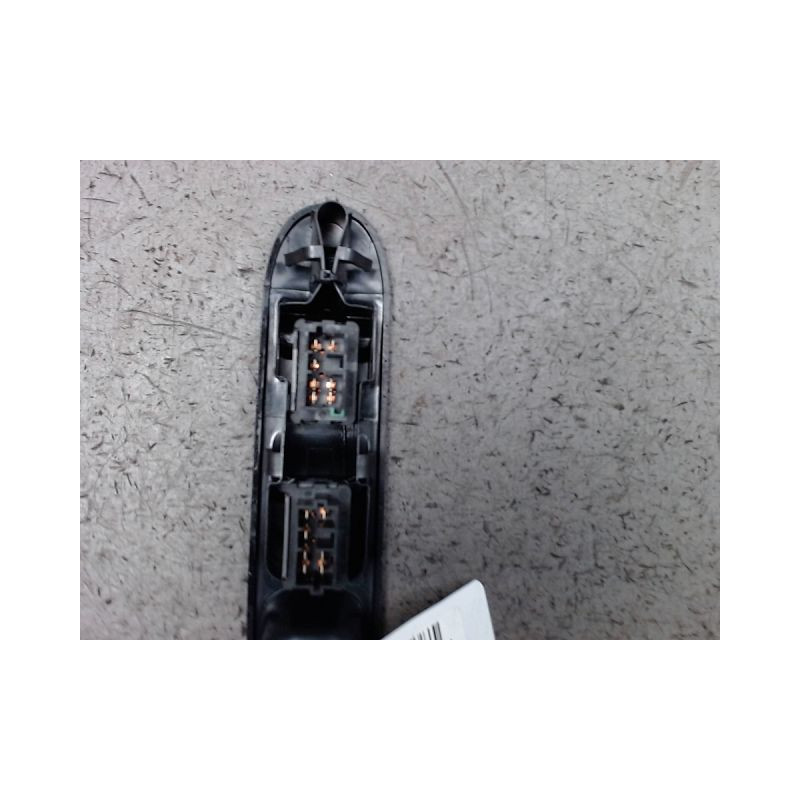 COMMANDE LEVE-GLACE PORTE AVG PEUGEOT 307 2005-