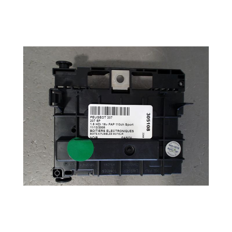 BOITE A FUSIBLES PEUGEOT 207 5P