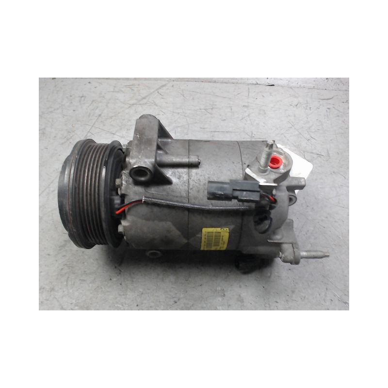 COMPRESSEUR AIR CONDITIONNE FORD B-MAX