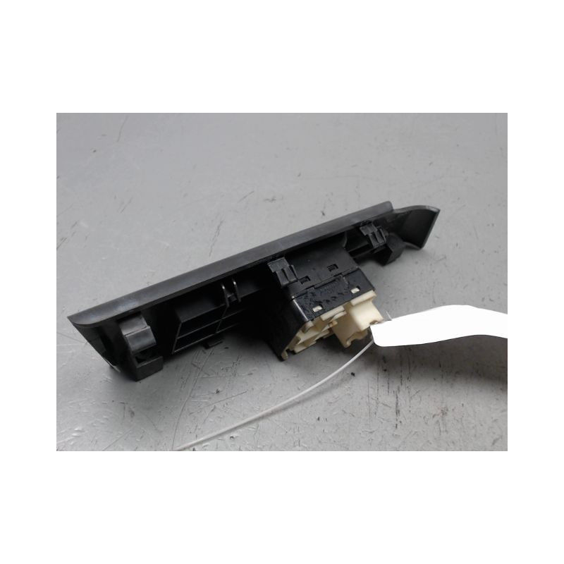 COMMANDE LEVE-GLACE PORTE AVG CHEVROLET AVEO 2008-