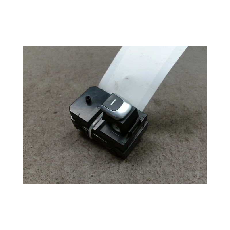 COMMANDE LEVE-GLACE PORTE ARD KIA SPORTAGE