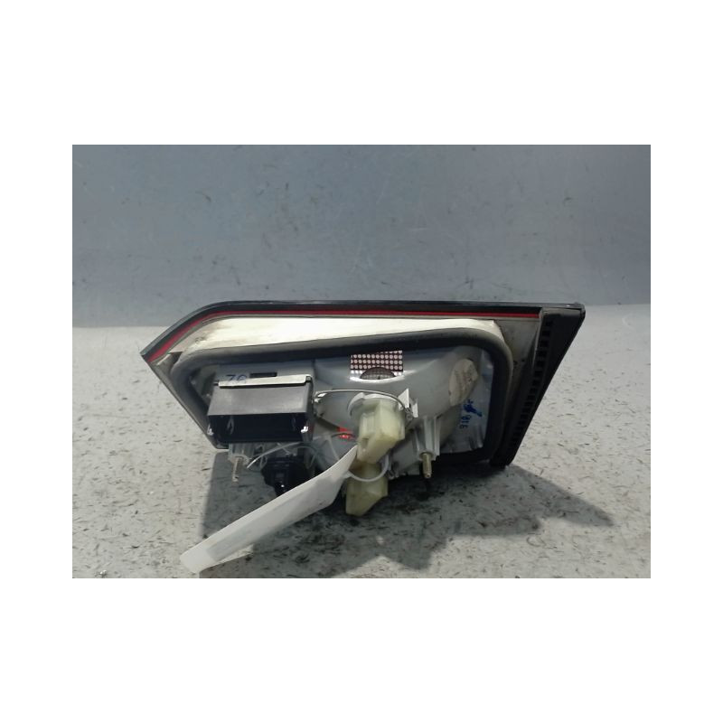 FEU ARRIERE INTERIEUR GAUCHE B.M.W. SERIE 5