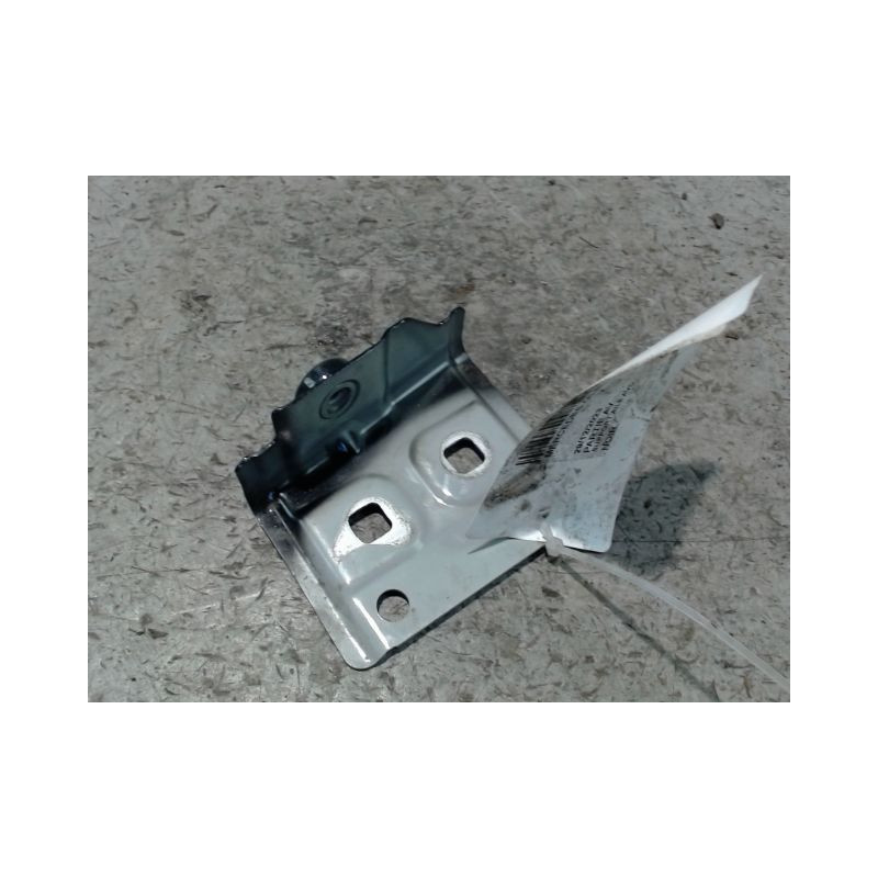 SUPPORT AILE AVD MERCEDES GLB