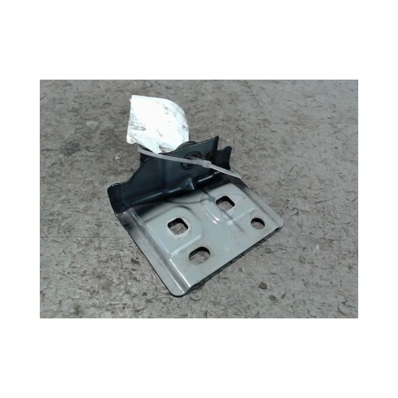 SUPPORT AILE AVG MERCEDES GLB