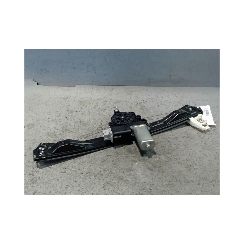 MECANISME+MOTEUR LEVE-GLACE AVANT DROIT FIAT BRAVO 2007-