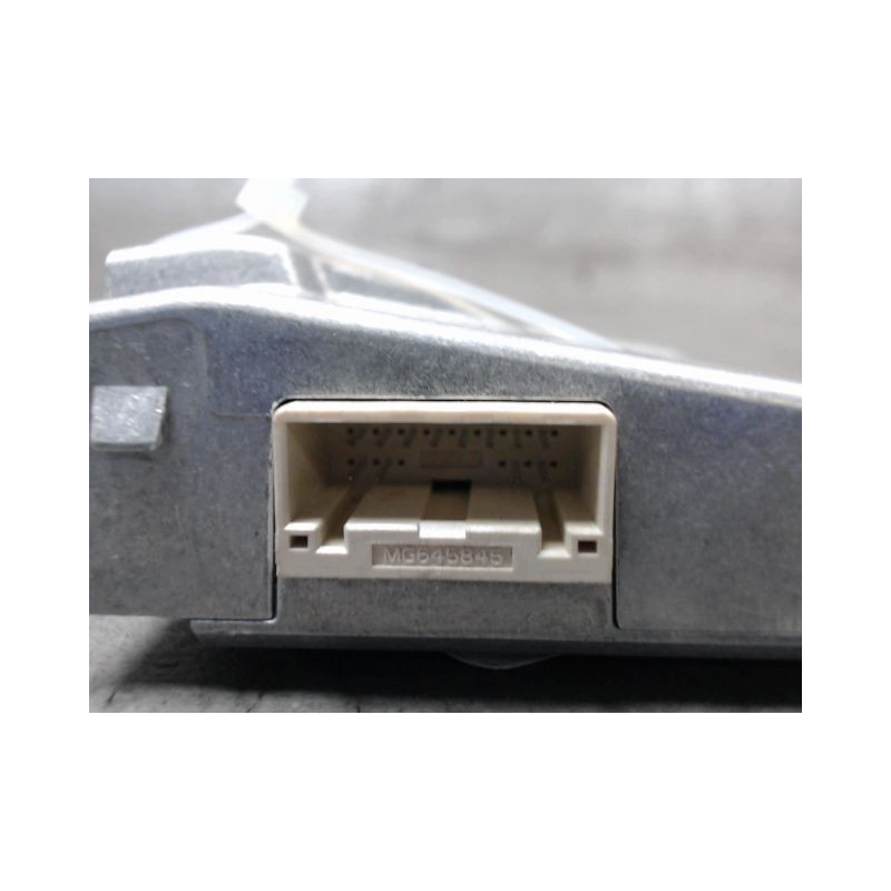 CAMERA AVANT KIA NIRO