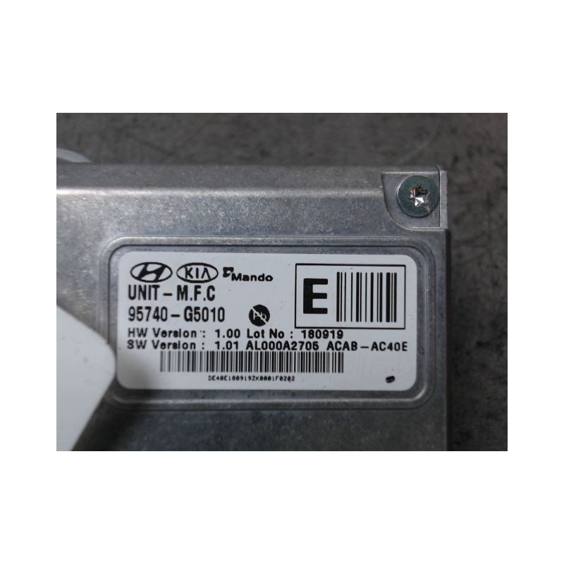 CAMERA AVANT KIA NIRO