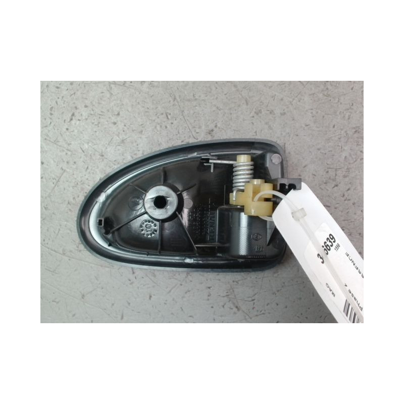 POIGNEE INTERIEURE PORTE AVANT GAUCHE RENAULT CLIO III Phase 2 2009-2014