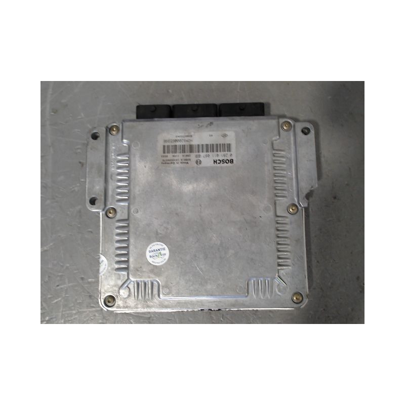 CALCULATEUR MOTEUR VOLVO S40