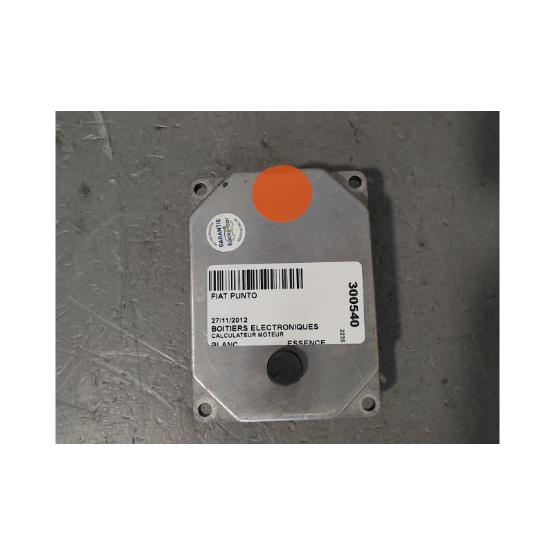 CALCULATEUR MOTEUR FIAT PUNTO