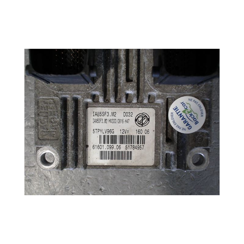 CALCULATEUR MOTEUR FIAT PUNTO
