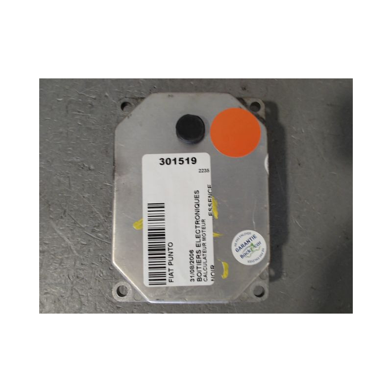 CALCULATEUR MOTEUR FIAT PUNTO