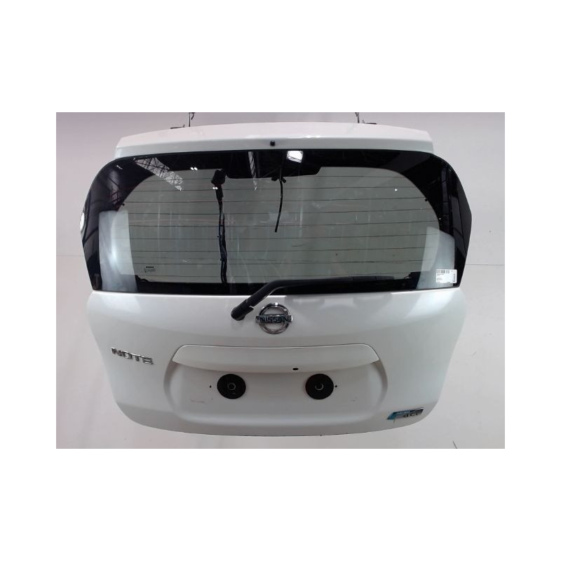 HAYON NISSAN NOTE