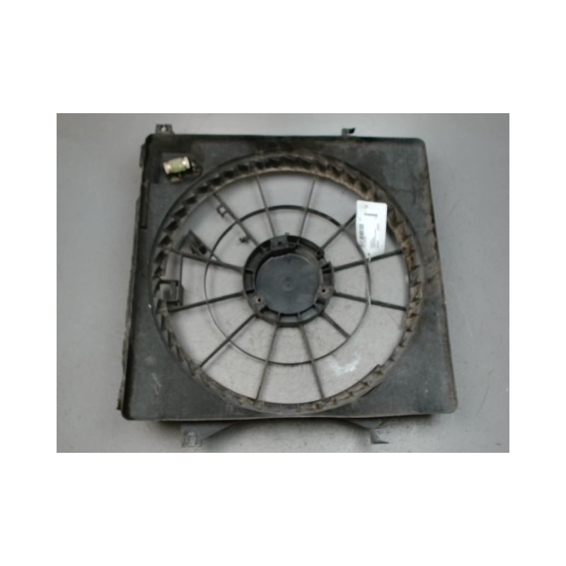 SUPPORT DE VENTILATEUR KIA CARENS