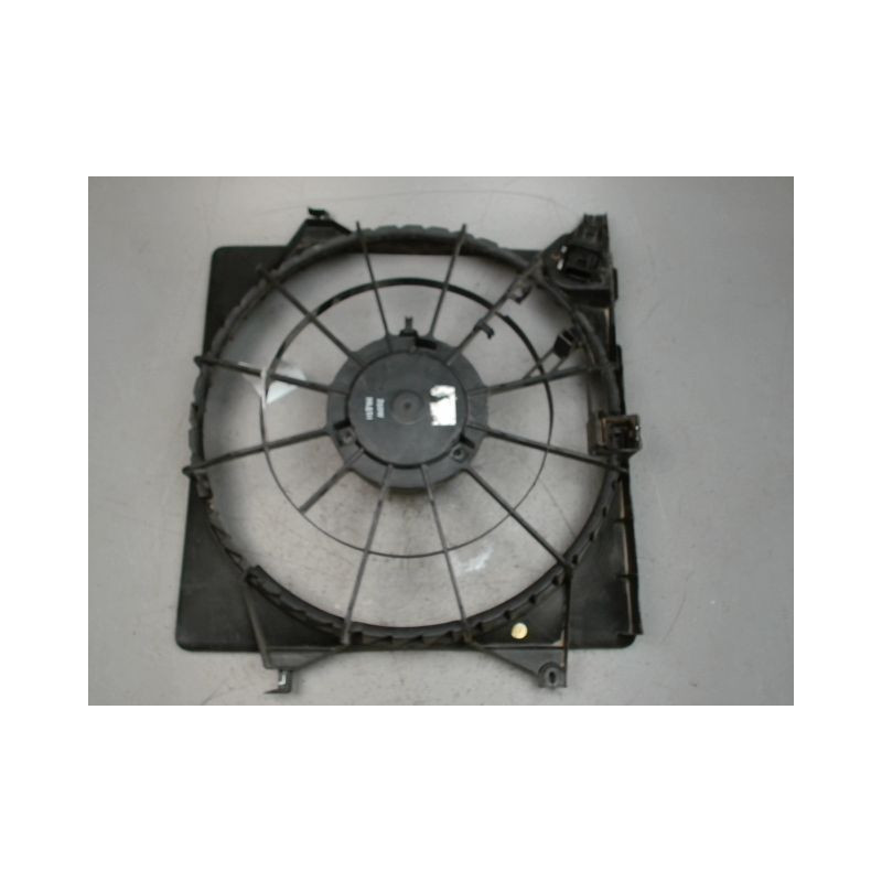 SUPPORT DE VENTILATEUR KIA CARENS