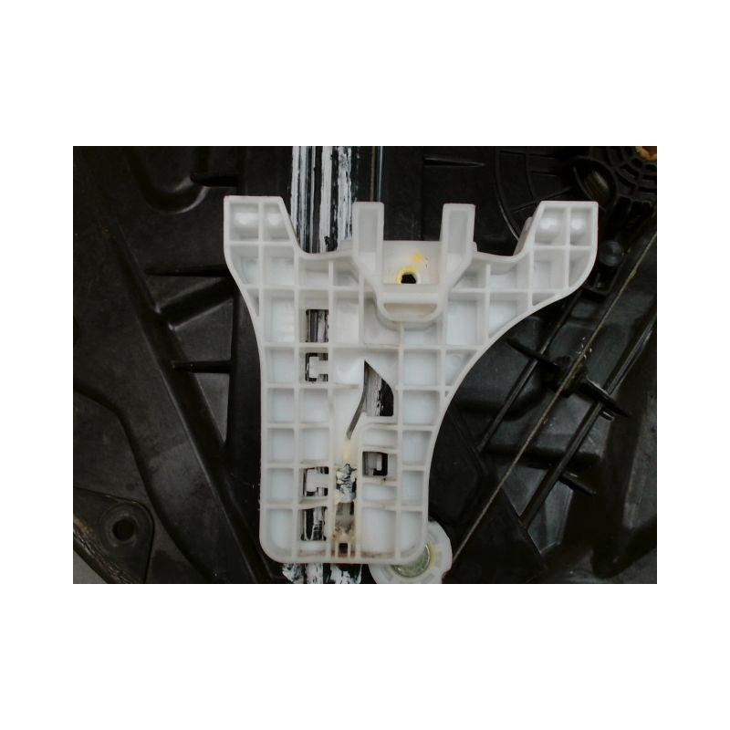 MECANISME+MOTEUR LEVE-GLACE ARRIERE DROIT KIA CARENS