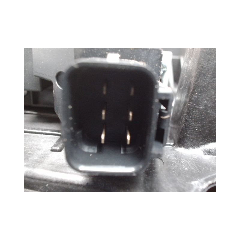 MECANISME+MOTEUR LEVE-GLACE ARRIERE DROIT KIA CARENS