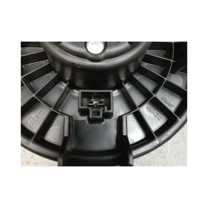 MOTEUR VENTILATEUR CHAUFFAGE DAIHATSU TERIOS