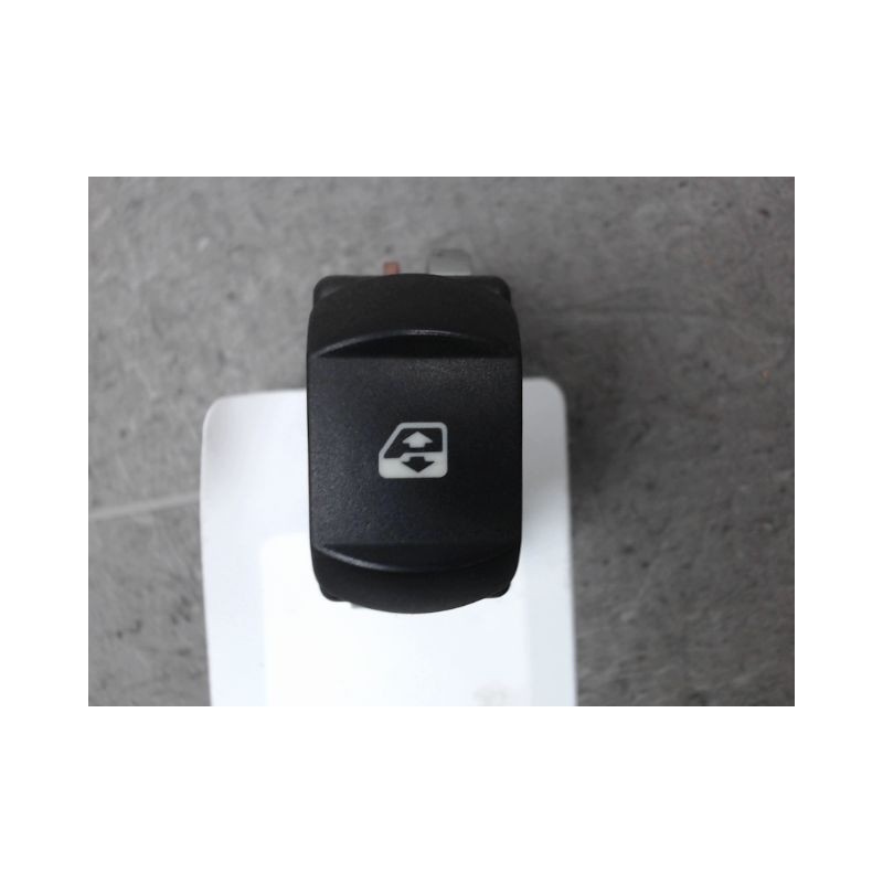 COMMANDE LEVE-GLACE PORTE AVD RENAULT MEGANE II PH 2 ESTATE 06-