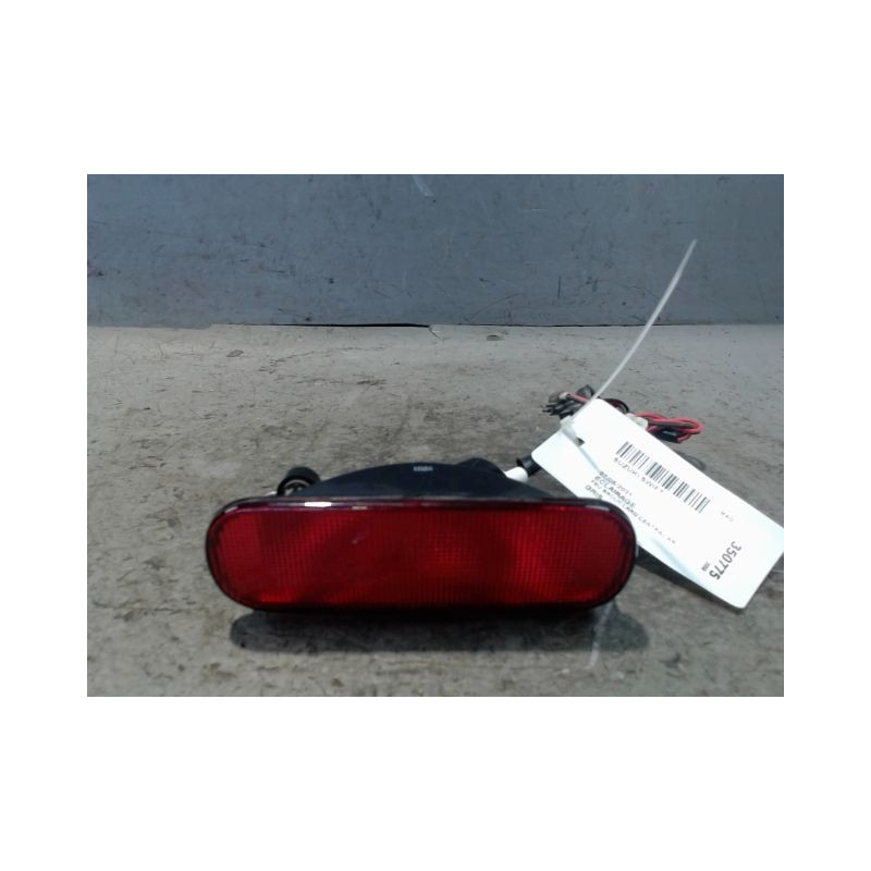FEU BROUILLARD CENTRAL ARRIERE SUZUKI SWIFT