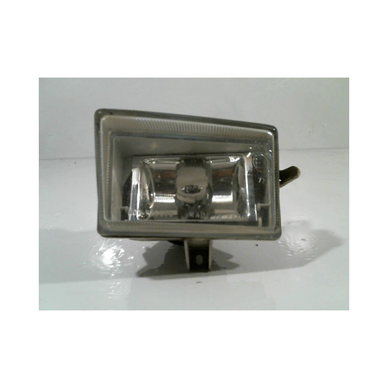 PHARE ANTIBROUILLARD AVANT GAUCHE VOLKSWAGEN POLO 94-99
