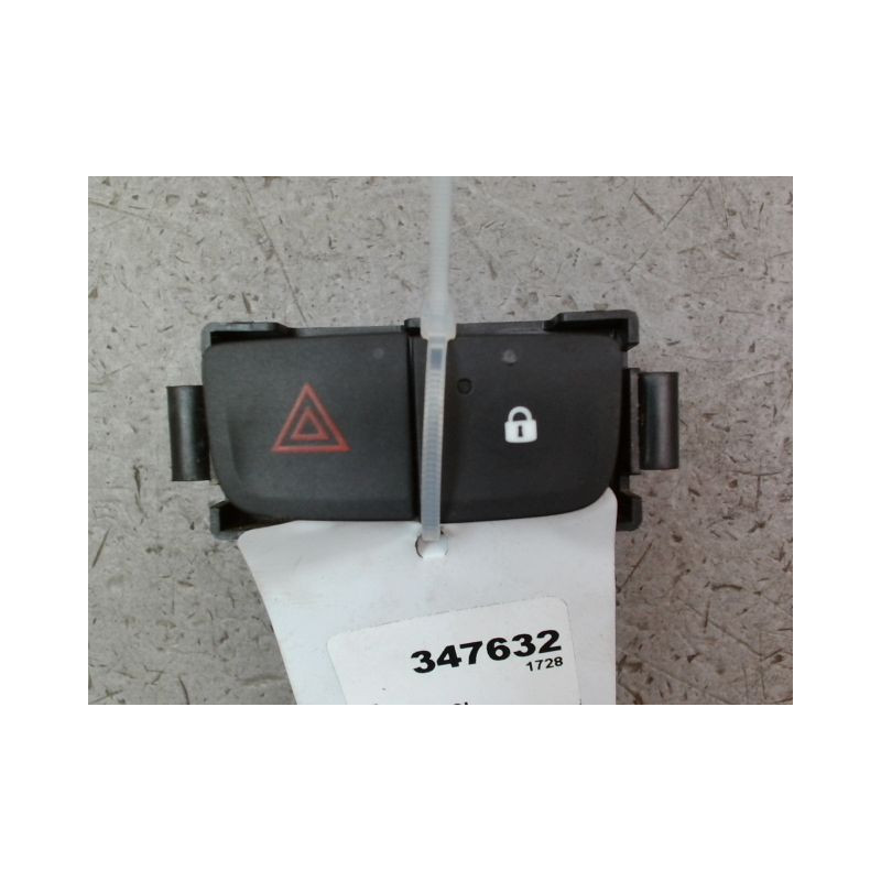 BOUTON DE WARNING RENAULT TRAFIC FG L2H1 II PHASE 2 -1200- MOY. 2006-...