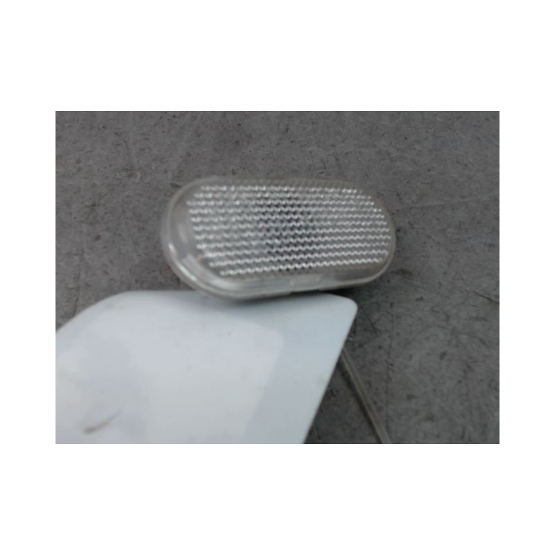 REPETITEUR AILE GAUCHE RENAULT TWINGO III 2014-...