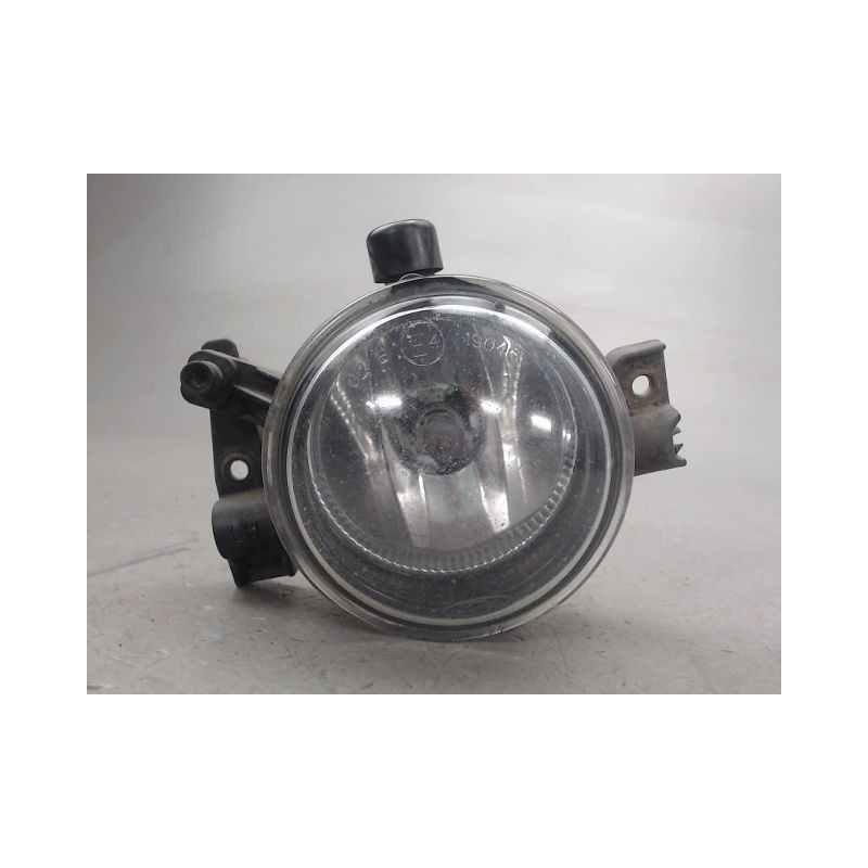PHARE ANTIBROUILLARD AVANT GAUCHE FORD FOCUS