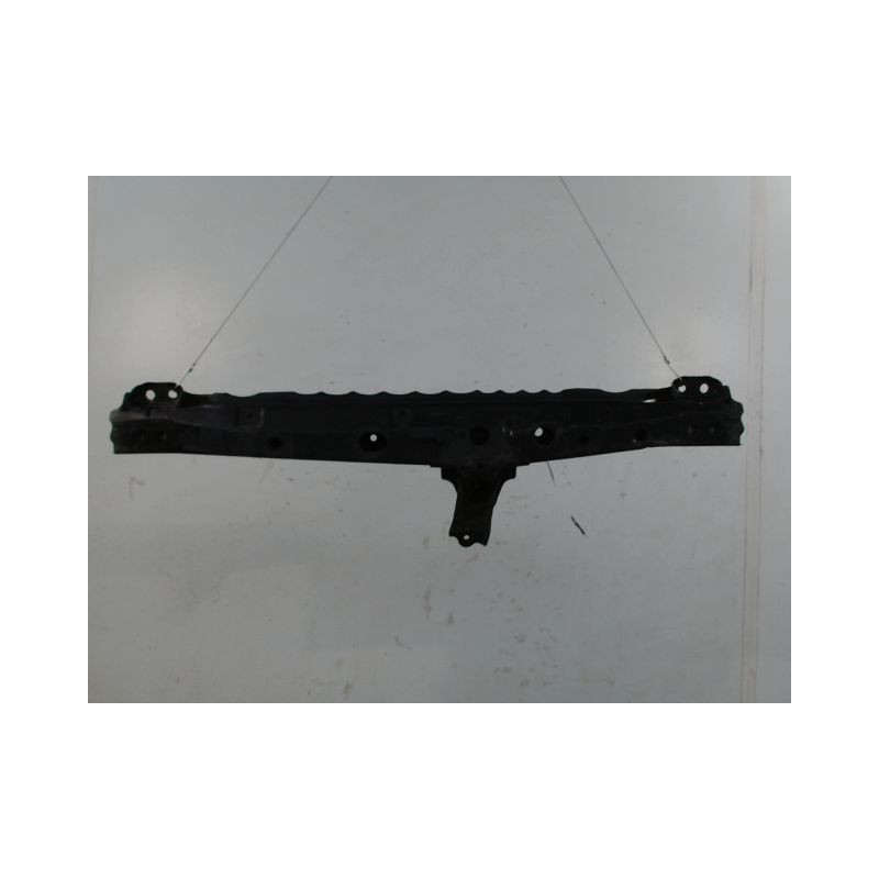 TRAVERSE INFERIEURE ARMATURE AVANT TOYOTA RAV4