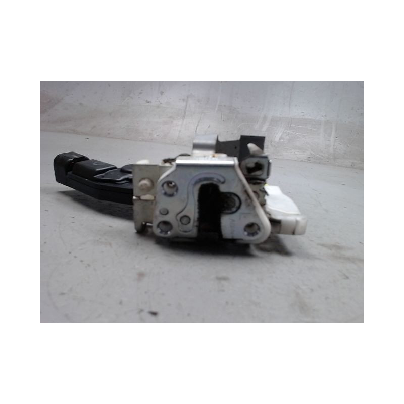 SYSTEME CONDAMNATION ARRIERE GAUCHE TOYOTA AYGO 5P