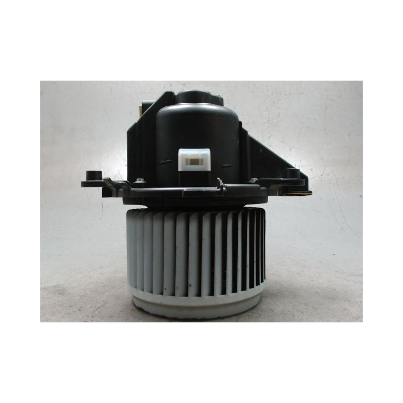 MOTEUR VENTILATEUR CHAUFFAGE PEUGEOT 3008