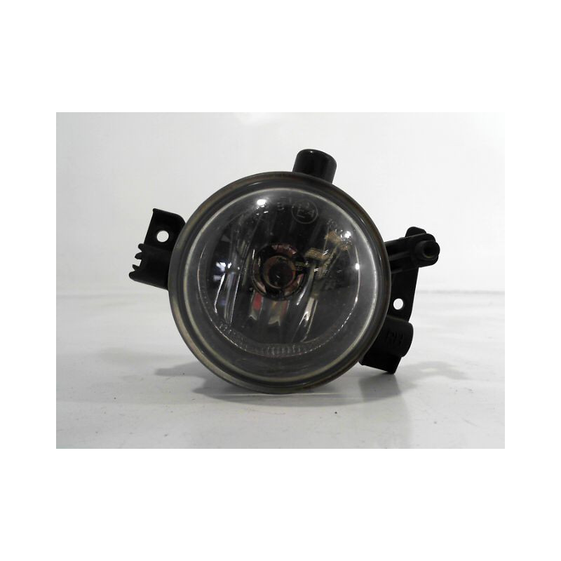 PHARE ANTIBROUILLARD AVANT DROIT FORD FOCUS