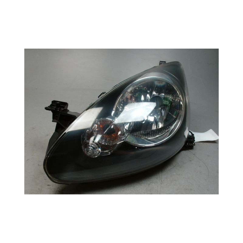 PHARE GAUCHE TOYOTA AYGO 5P