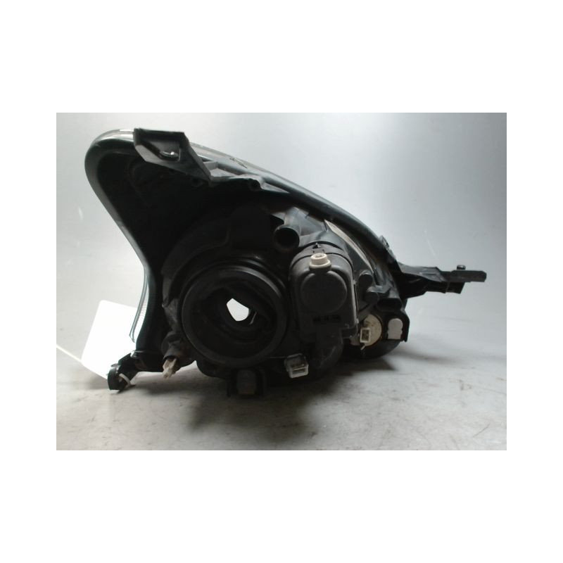 PHARE GAUCHE TOYOTA AYGO 5P
