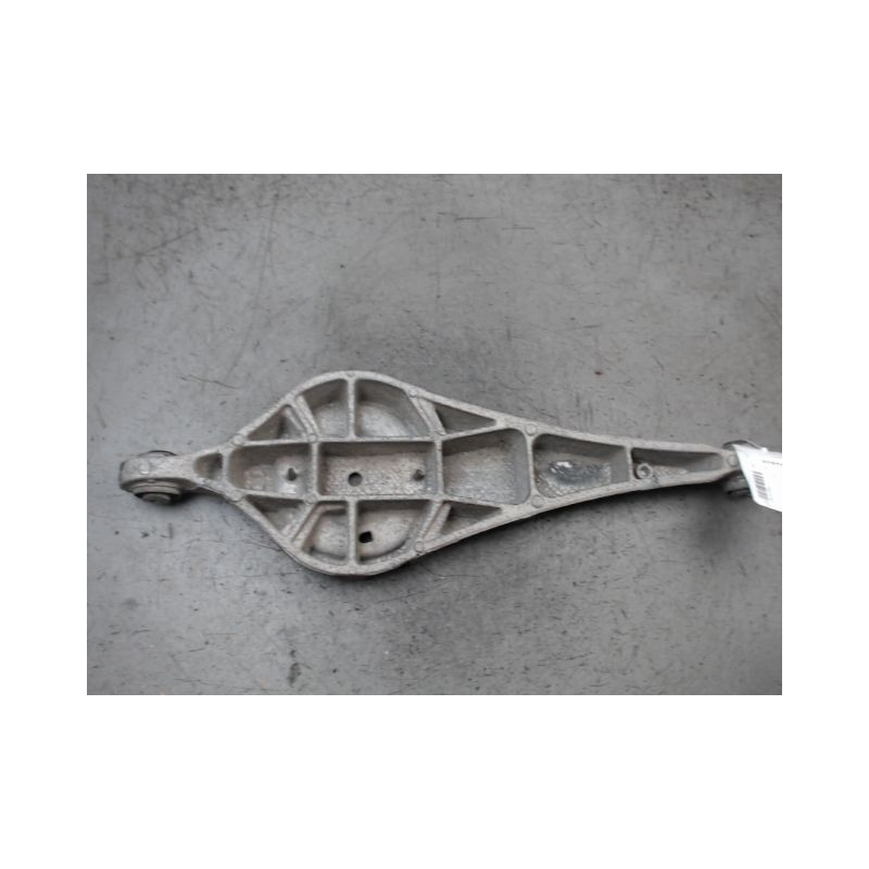 TRIANGLE INFERIEUR ARRIERE GAUCHE VOLVO XC60
