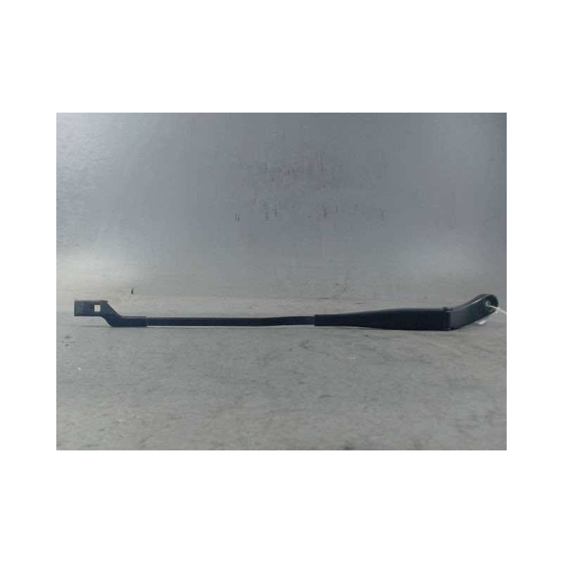 BRAS ESSUIE-GLACE AVANT DROIT OPEL ASTRA 2004-