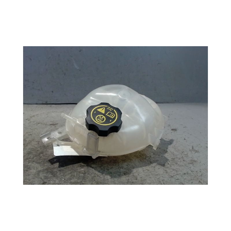 VASE EXPANSION OPEL ASTRA 2004-