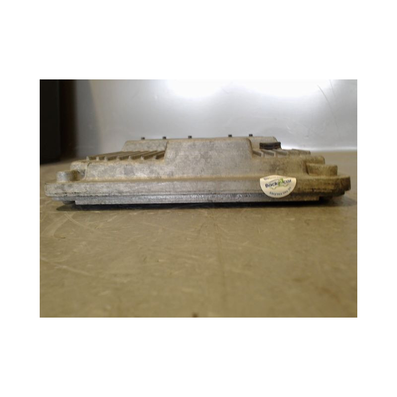 CALCULATEUR MOTEUR OPEL MERIVA