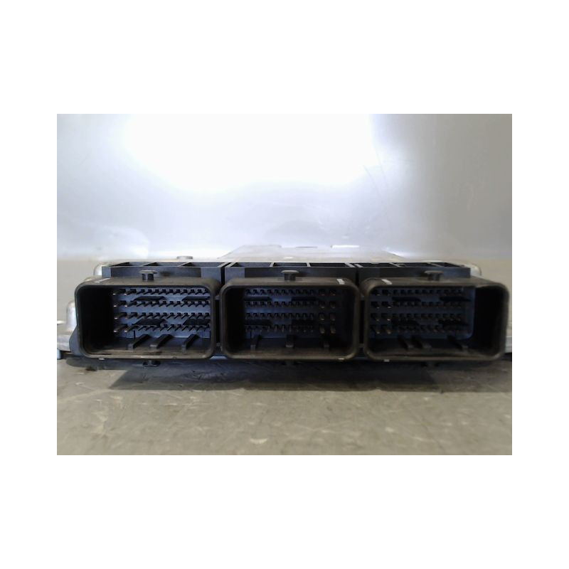 CALCULATEUR MOTEUR CITROEN C6